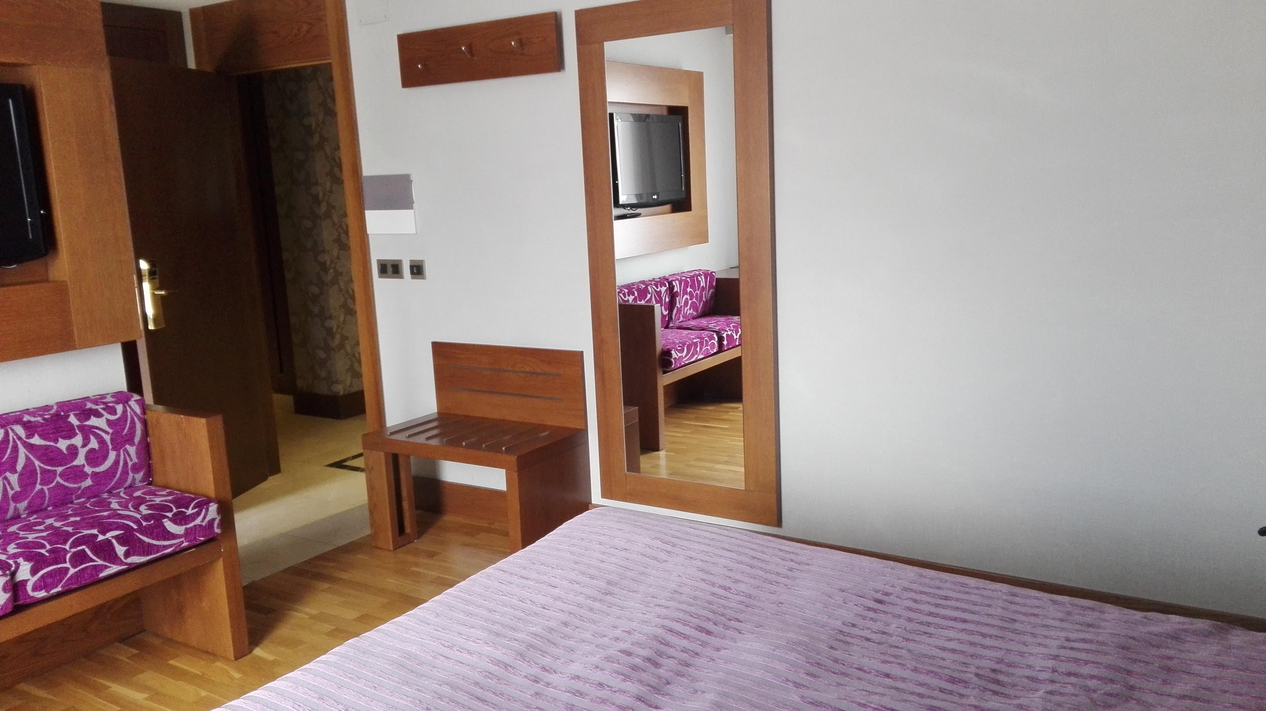 Hotel Los Braseros Burgo Εξωτερικό φωτογραφία